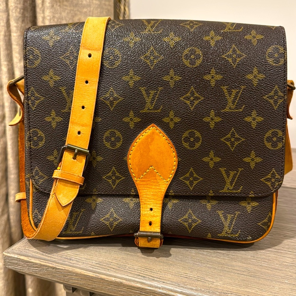 Louis Vuitton vintage monogram canvas Cartouchiere GM shoulder crossbody bag